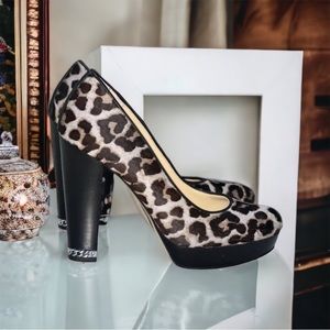 🔥 Michael Michael Kors size 7 1/2m pumps.